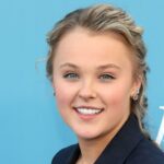 Cronograma de relacionamento de JoJo Siwa e Chris Hughes