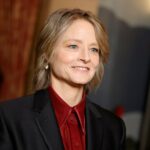 Jodie Foster pergunta 'Como fui salva' do abuso sexual em Hollywood? Diz 'Eu era muito perigoso para tocar' quando indicado ao Oscar de 12 anos com 'Power'