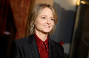 Jodie Foster pergunta ‘Como fui salva’ do abuso sexual em Hollywood? Diz ‘Eu era muito perigoso para tocar’ quando indicado ao Oscar de 12 anos com ‘Power’ Jodie Foster pergunta 'Como fui salva' do abuso sexual em Hollywood? Diz 'Eu era muito perigoso para tocar' quando indicado ao Oscar de 12 anos com 'Power'