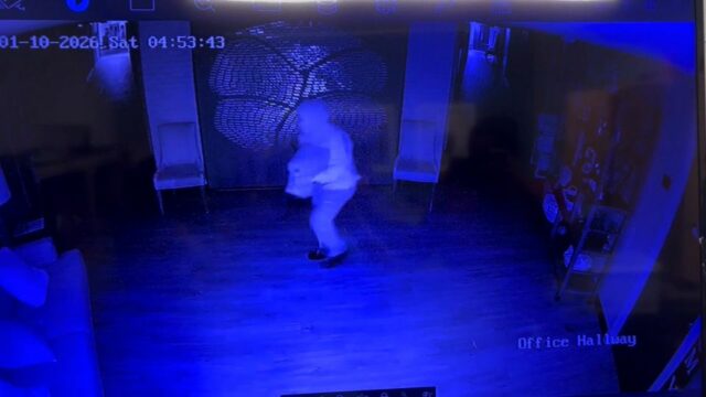 O suspeito de incêndio criminoso na sinagoga, Stephen Spencer Pittman, era um estudante-atleta reconhecido no ensino médio antes de jogar beisebol na faculdade. - Do Coahoma Community College