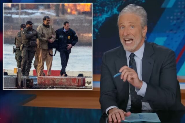 Jon Stewart brinca que Nicolás Maduro foi 'revertido' e 'importado' Jon Stewart brinca que Nicolás Maduro foi 'revertido' e 'importado' para os EUA
