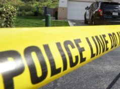 Jovem morto e mais dois feridos em tiroteio em São Francisco Jovem morto e mais dois feridos em tiroteio em São Francisco