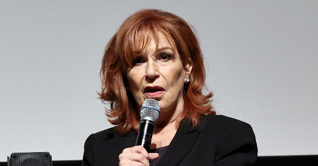 Joy Behar, co-apresentadora de 'The View': 'Quero que meu legado Joy Behar, co-apresentadora de 'The View': 'Quero que meu legado seja o fato de ter ajudado a tirar Trump do cargo'