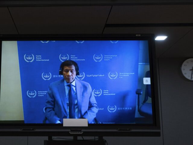 Juízes do TPI consideram o ex-presidente filipino Duterte apto para ser julgado
