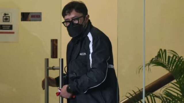 KPK investiga a quantia de dinheiro recebida por Ono Surono do subornador Ade Kuswara
