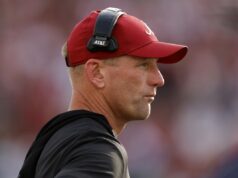 Kalen DeBoer diz que o Alabama precisa ‘seguir em frente’ após a derrota do CFP para Indiana Kalen DeBoer diz que o Alabama precisa 'seguir em frente' após a derrota do CFP para Indiana