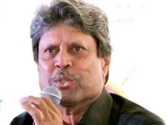 Kapil Dev apóia a equipe da Índia em T20Is e pede foco no teste de críquete e ODIs Kapil Dev apóia a equipe da Índia em T20Is e pede foco no teste de críquete e ODIs