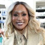 RHOP Karen Huger diz que seu coração está cheio na primeira postagem no Instagram desde o lançamento na prisão BravoCon 2025