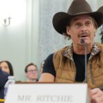 Kid Rock critica indústria de ingressos por práticas injustas durante depoimento no Senado: está 'cheio de cobras e canalhas gananciosos'