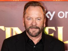 Kiefer Sutherland é preso após briga com motorista de carona Kiefer Sutherland é preso após briga com motorista de carona