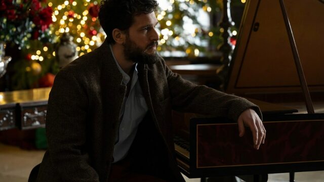 Kit Harington, estrela da 'indústria', sobre a descida acidentada de Henry Muck ao desespero sobrenatural e desvendando o 'verdadeiro trauma em seu passado'
