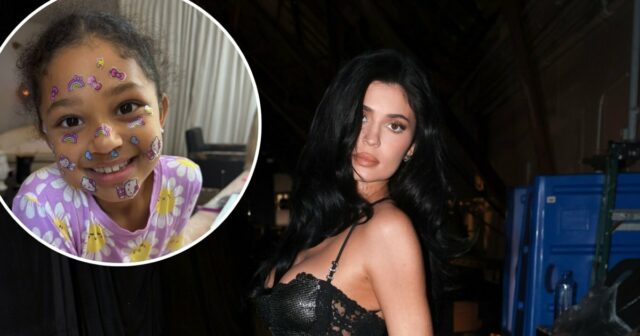 Kylie Jenner posta foto fofa da filha Stormi, 7, na recapitulação de fim de ano