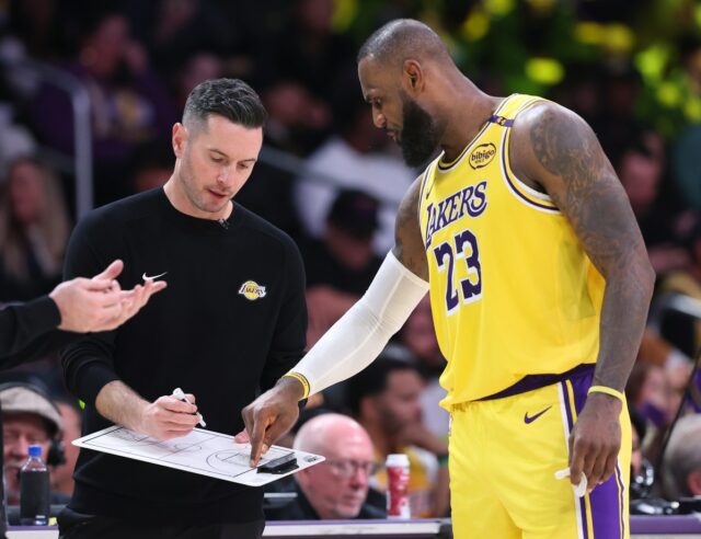 Lakers muda silenciosamente a rotina dos dias de jogo para proteger LeBron James
