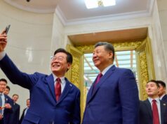 Lee da Coreia do Sul tira selfie de Xi com telefone chinês ‘backdoor’ Yahoo news home