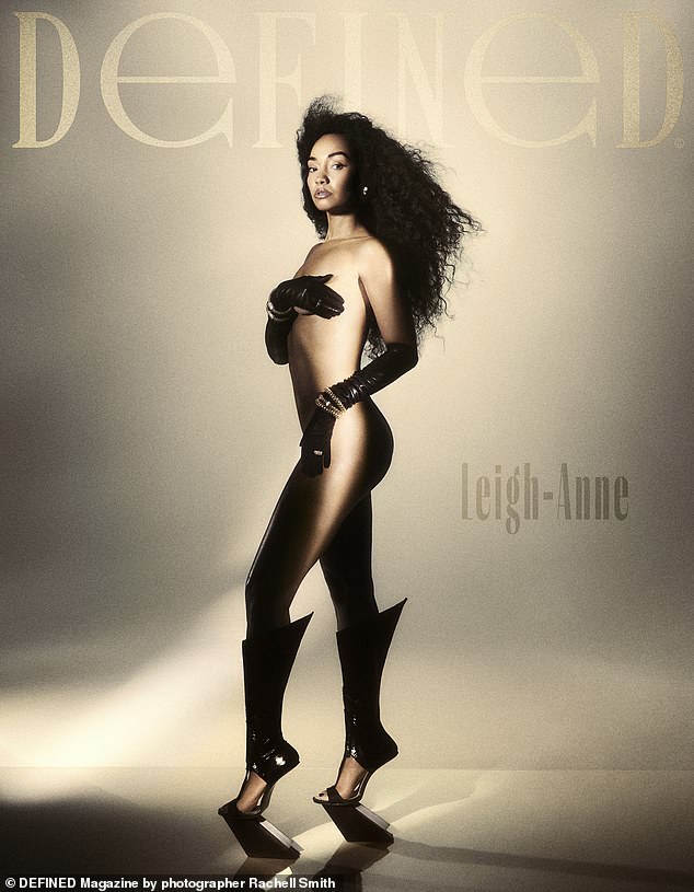 Leigh-Anne Pinnock posa nua para uma sessão de fotos atrevidas Leigh-Anne Pinnock tirou a roupa para uma sessão de fotos atrevida para uma revista depois de revelar que seu marido, jogador de futebol, uma vez procurou terapia para reconquistar sua 'confiança e lealdade'