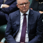 Leis contra o discurso de ódio devem ser aprovadas no parlamento apesar da resistência interna