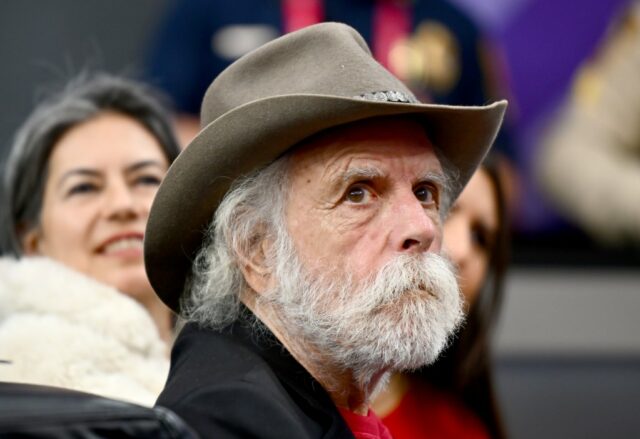 Lenda do Grateful Dead, Bobby Weir morre aos 78 anos
