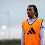 Rio Ferdinand e Nemanja Vidic comemoram o título da Premier League