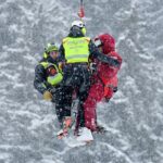 Lindsey Vonn foi levada de helicóptero para o hospital com um ferimento que poderia ameaçar seus Jogos Olímpicos de Inverno