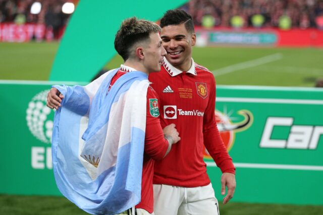 Lisandro Martinez e Neymar reagem ao anúncio de saída de Casemiro sai