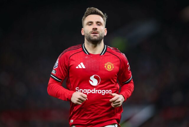 Luke Shaw desempenhou um papel influente na última vitória do Recorde contra Leeds