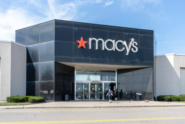 Macy's fechando lojas em todo o país: lista completa de File Image: Entrance of a Macy's store in Buffalo, New York, USA.