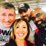 Spring Weems, 47, (frente, centro) morreu em sua casa de US$ 340 mil em Edmond, perto de Oklahoma City, na tarde de quarta-feira