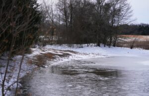 Mãe descreve o momento comovente em que tentou resgatar seus três filhos que morreram após cair em um lago gelado do Texas: ‘Eu simplesmente não consegui salvá-los’ Uma mãe do Texas contou o momento comovente em que tentou salvar seus três filhos que morreram após caírem em um lago gelado (Copyright 2026 The Associated Press. Todos os direitos reservados).
