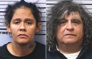 Mãe e padrasto são presos após supostamente se mudarem e deixarem a filha sozinha em casa cheia de fezes e urina de cachorro Gabinete do Xerife do Condado de Mobile O interior da miserável casa no Alabama
