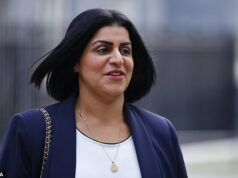 Mais de 12 mil trabalhadores ilegais foram detidos nos primeiros 18 meses do Partido Trabalhista, mas apenas um em cada sete foi deportado Shabana Mahmood disse que as batidas de imigração atingiram um nível histórico