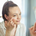 Mais de 5.000 revisores juram por este soro para olhos: 'Melhor que Botox'