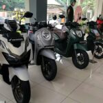 Mais populares: motoristas de Yaris fazem barulho em estradas com pedágio, descontos em motos Honda e novas motos Yamaha