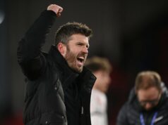 Man Utd identifica primeira contratação importante com Michael Carrick, preparado para apoiar novo técnico interino este mês O técnico do Manchester United, Michael Carrick, comemora no final da partida da Premier League entre Manchester United e Arsenal em Old Trafford, em 2 de dezembro de 2021