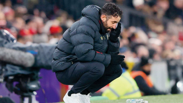 Manchester United demite Ruben Amorim do cargo de técnico após 14 meses
