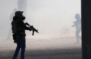 Manifestante observa policiais federais prenderem seu marido: ‘Estávamos fugindo do gás’ Yahoo news home