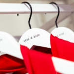 sass & bide é uma empresa australiana de moda feminina.