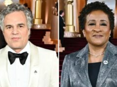 Mark Ruffalo e Wanda Sykes usam broches de ‘Be Good’ e ‘ICE Out’ no Globo de Ouro em homenagem a Renée Macklin Good, mãe morta por agente do ICE Mark Ruffalo e Wanda Sykes usam broches de 'Be Good' e 'ICE Out' no Globo de Ouro em homenagem a Renée Macklin Good, mãe morta por agente do ICE