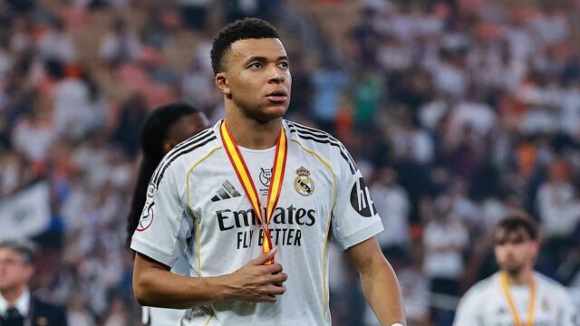Mbappé ausente dos treinos enquanto Arbeloa assume o comando do Real Madrid
