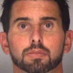 Jeremy Allen Crédito Condado de Suffolk DA