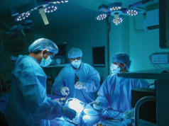 Médicos de Bhopal dão nova vida a um homem que vive com graves problemas de saúde Médicos de Bhopal dão nova vida a um homem que vive com graves problemas de saúde