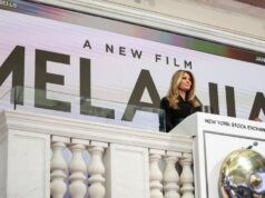 Melania Trump toca o sino de abertura da NYSE, colocando a promoção de seu documentário no centro do mundo dos negócios Yahoo news home