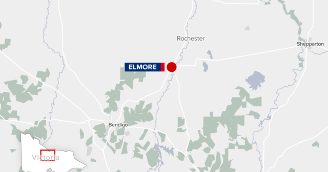 Menino de 17 anos fica gravemente ferido após carro capotar perto de Bendigo
