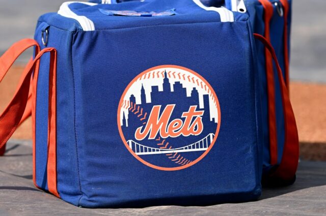 Mets corta laços com veterano de 5 anos da MLB e adiciona Freddy Peralta à lista
