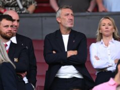 Michael Carrick agora deve contratar o ex-companheiro de equipe de Jason Wilcox para a equipe técnica do Manchester United O técnico do Manchester United, Michael Carrick, comemora no final da partida da Premier League entre Manchester United e Arsenal em Old Trafford, em 2 de dezembro de 2021