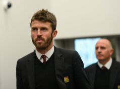 Michael Carrick agora está fazendo o que apenas dois treinadores do Manchester United fizeram na história Carrick jogando gráfico de carreira
