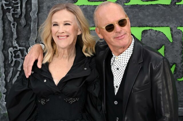 Michael Keaton compartilha comovente homenagem à ‘verdadeira amiga’ e co-estrela Michael Keaton compartilha comovente homenagem à ‘verdadeira amiga’ e co-estrela de ‘Beetlejuice’ Catherine O’Hara