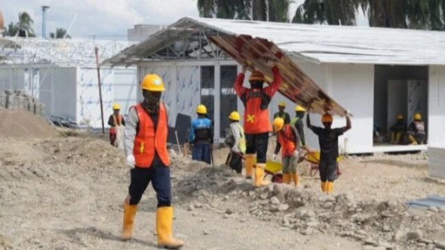 Ministério de Obras Públicas pretende que abrigo para vítimas de desastres em Aceh seja concluído antes do Ramadã. Aqui está o progresso

