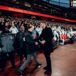 O Manchester United comemora o gol contra o Arsenal.