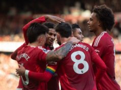 Morgan Rogers diz que Marcus Rashford jogou com um meio-campista parecido com ele, mas o Man Utd o deixou sair O técnico do Manchester United, Ruben Amorim, dando instruções a Marcus Rashford.