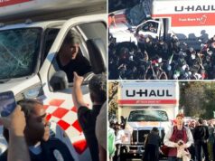 Motorista de U-Haul preso após atropelar manifestantes no Irã quebra o silêncio e afirma ser a verdadeira vítima Manifestantes confrontando o motorista de uma van U-Haul depois que ela passou por uma reunião do regime anti-iraniano.